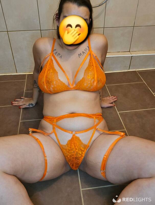 Mysterious milf (Foto)