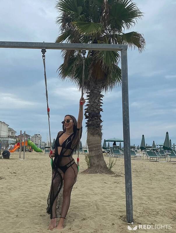 Soft skin sweet naughty girl (Foto)