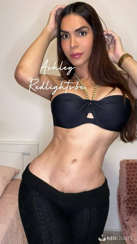 Ashley (Foto)