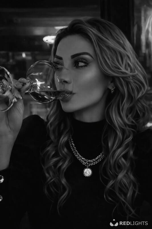 AMYRA LUSSANA (Foto)