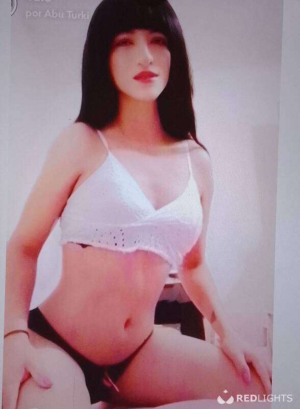 Ariana (Foto)