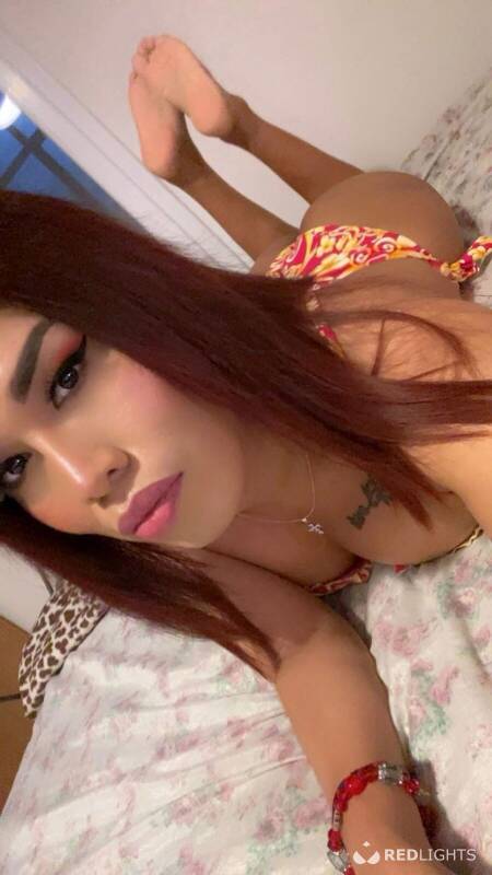 Stephanie Valenzuela (Foto)