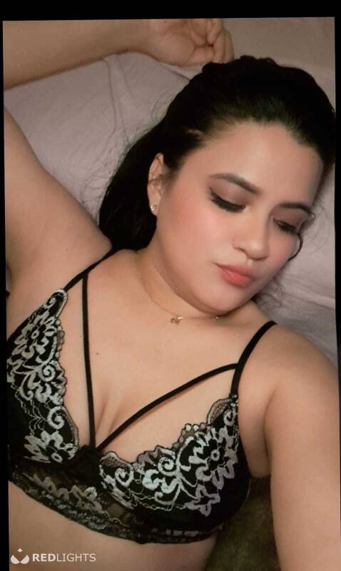 ROMINA HOT (Foto)