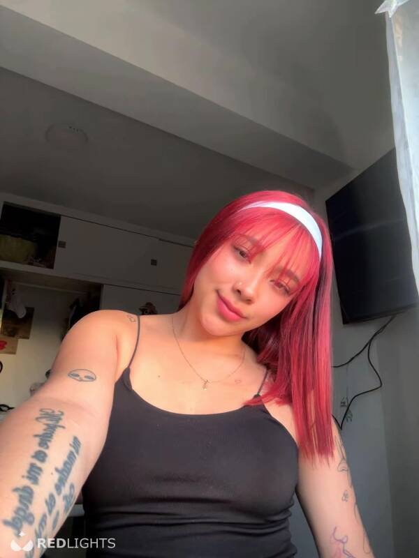 Horny ivvana (Foto)