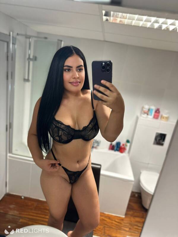 New Cristina full services without condom (Foto)