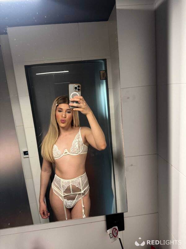 Laura Brazilian (Foto)