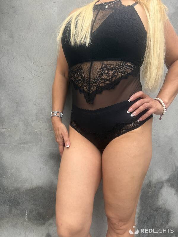 Sara (Foto)