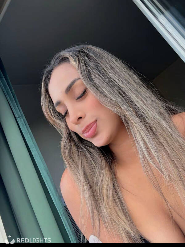 Isa (Foto)