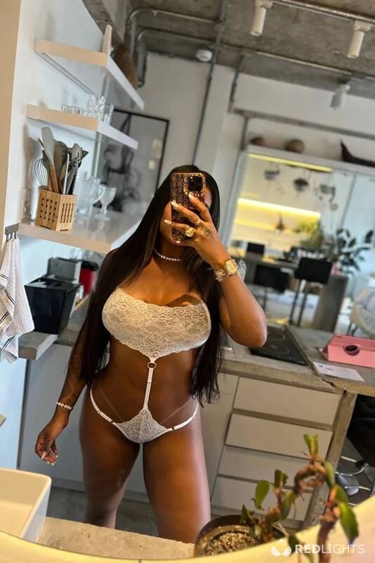 Adriana (Foto)