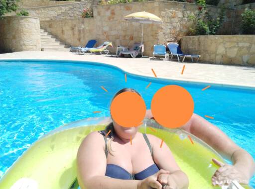 L & F (Foto)