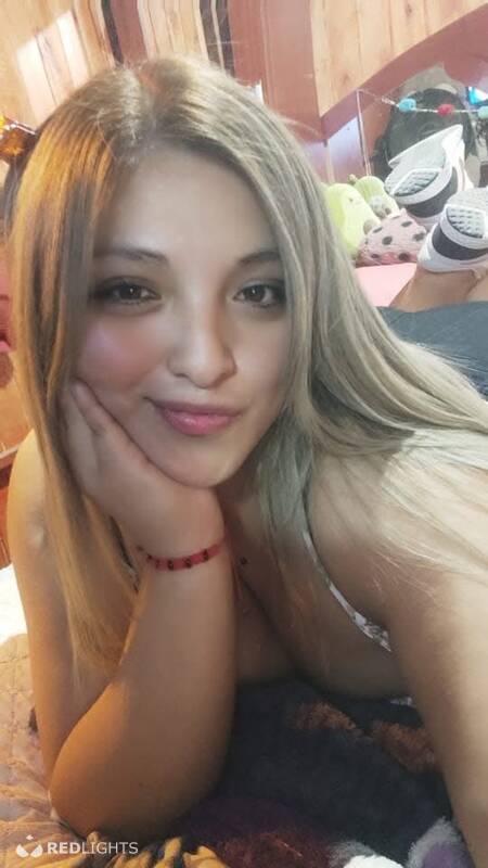 MIKEYLA (Foto)