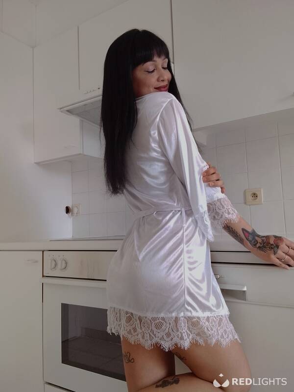 Nicole, sex hot (Foto)