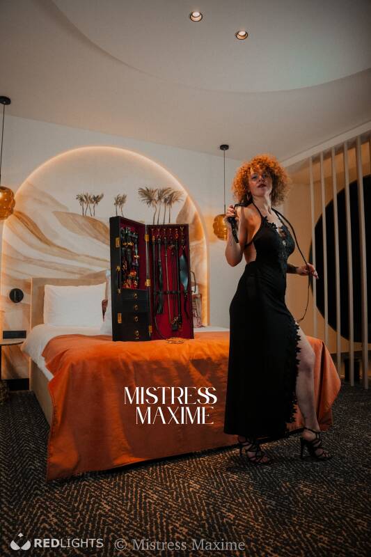 Mistress Maxime (Foto)