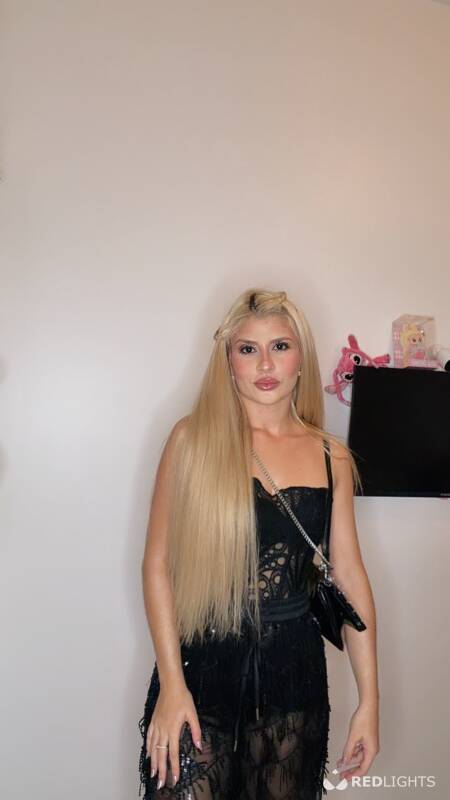Larissa (Foto)
