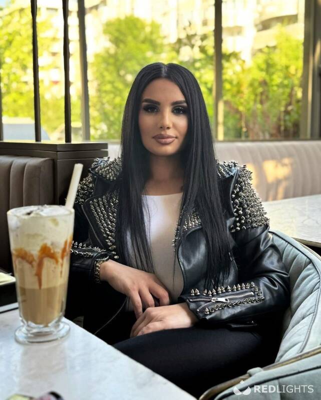 POCRIS MARIANA-ELENA (Foto)