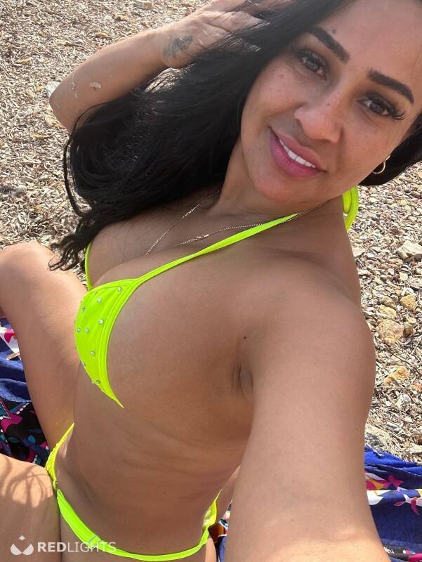 Lara Claudia (Foto)