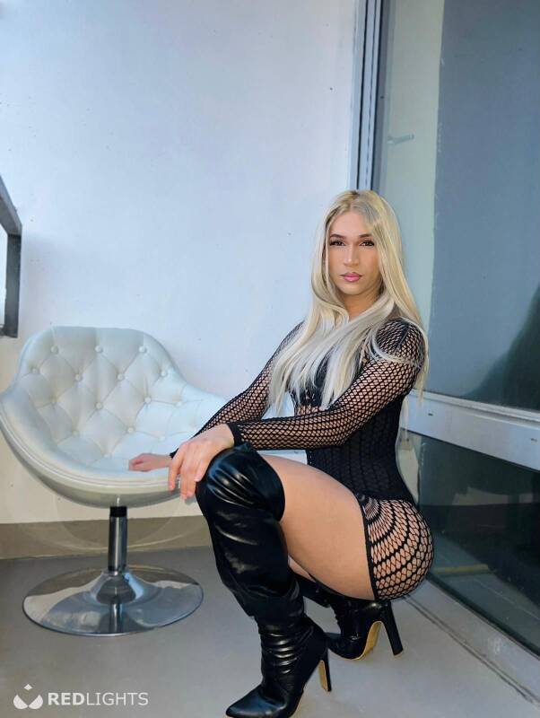 IVONNY (Foto)