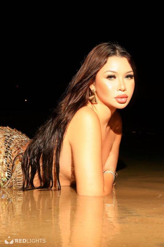 Sabrina chaude (Foto)
