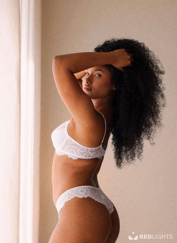 Sara (Foto)