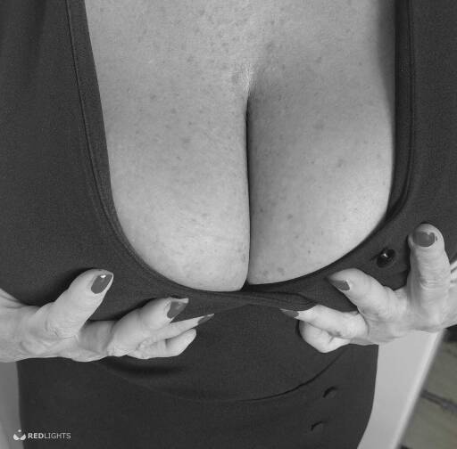 ALEXANDRA (Foto)
