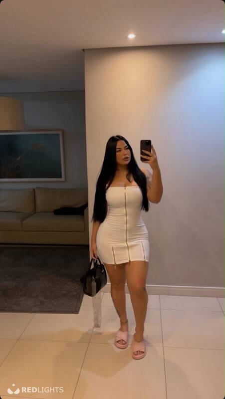 Larissa (Foto)