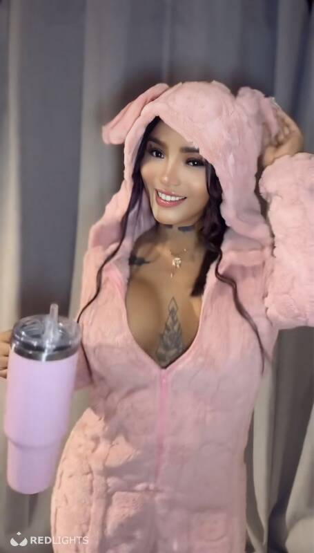 Anghela goddess (Foto)