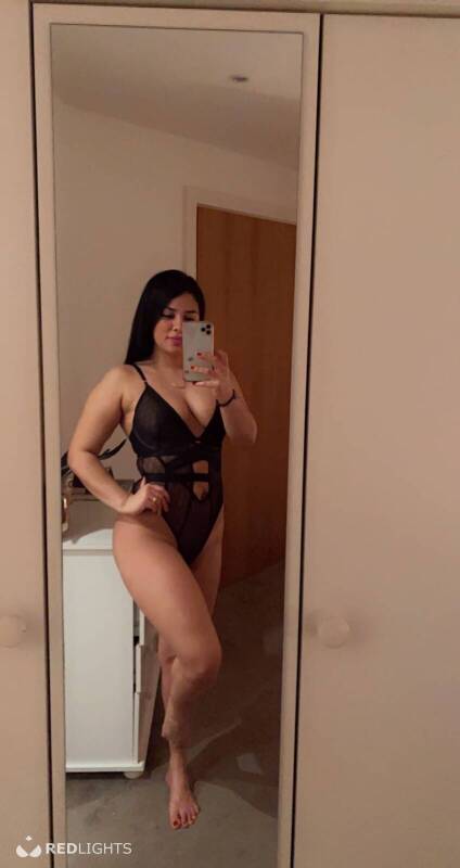 KARINA (Foto)