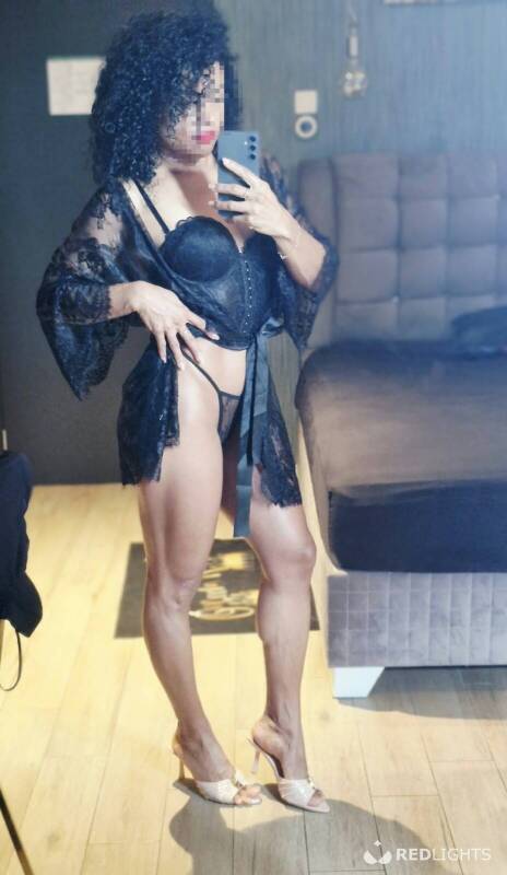 Liana Sanches (Foto)
