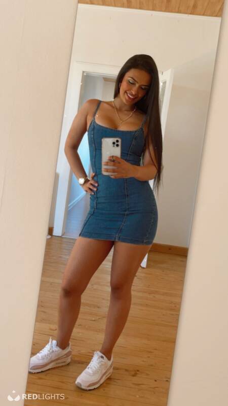 KATIA (Foto)