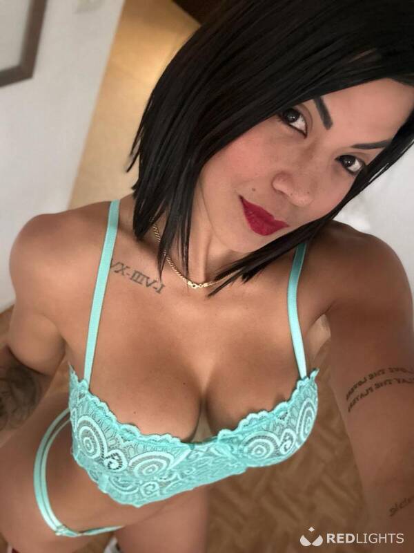 KENZA (Foto)