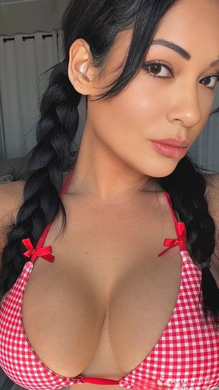 Lina (Foto)