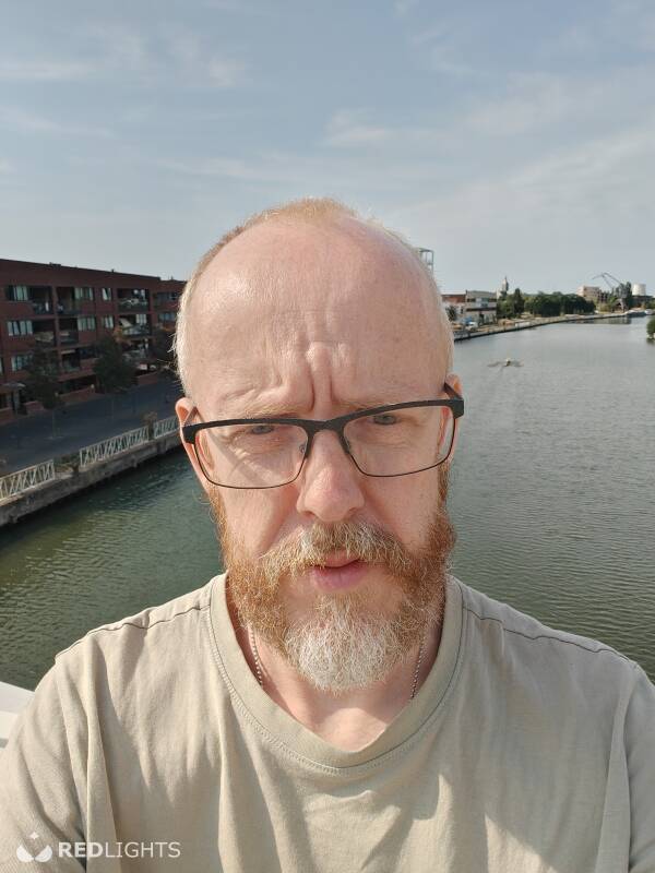 Tony (Foto)