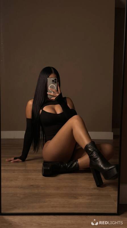 Lara (Foto)