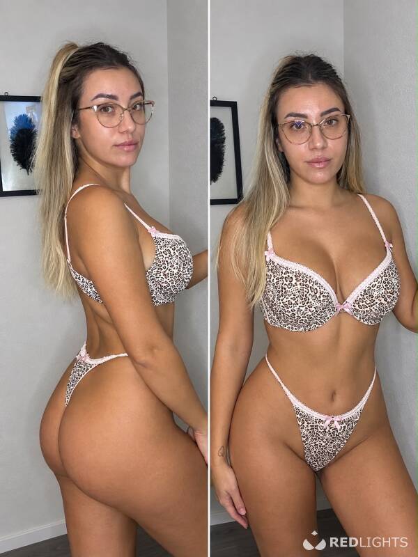 Ella (Foto)