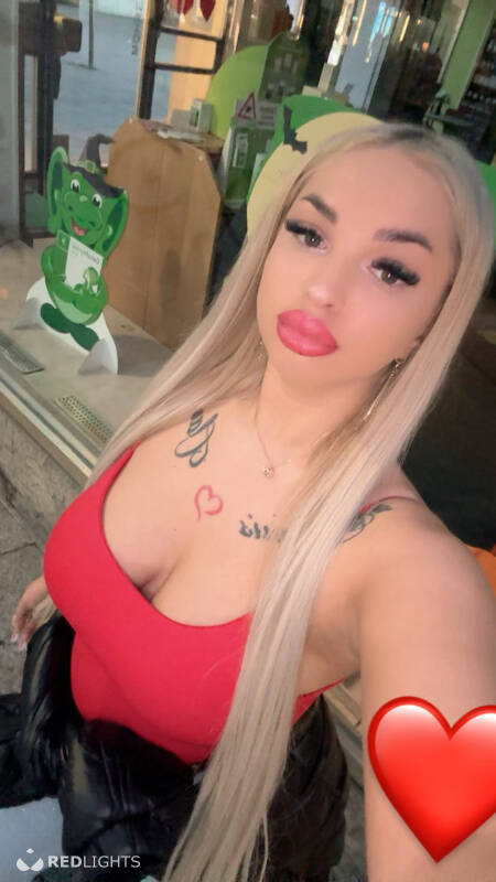 Izzabella (Foto)