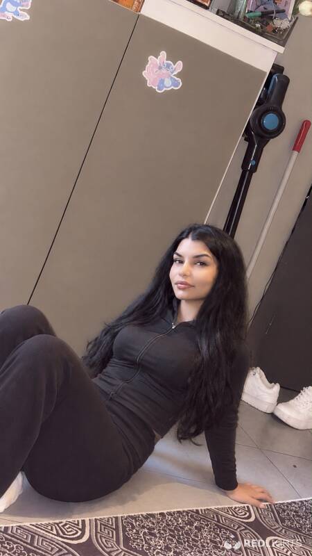 Olivia privi (Foto)