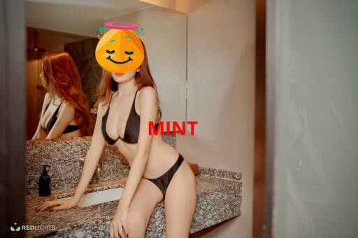 DARLINGTHAi (Foto)