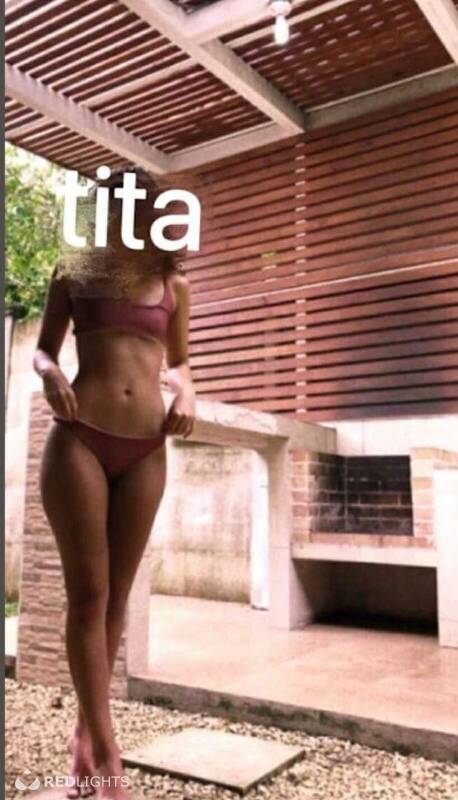 Napthong / Rita, Tita and Nina (Foto)