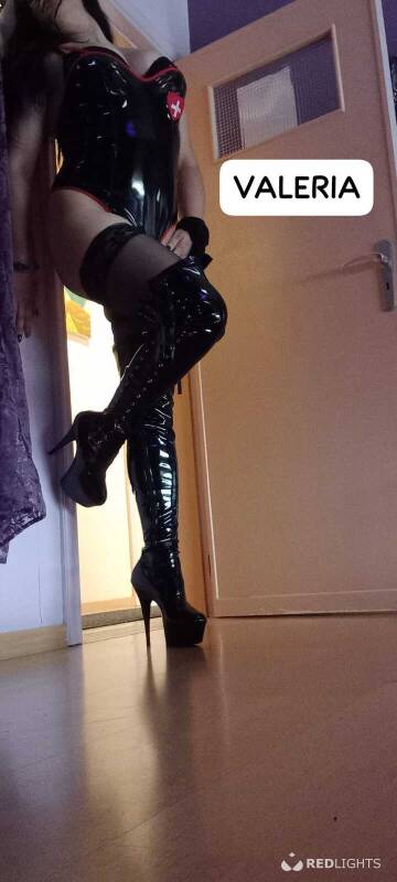 VALERIA, DEEPTHROAT  SPECIALITEIT (Foto)