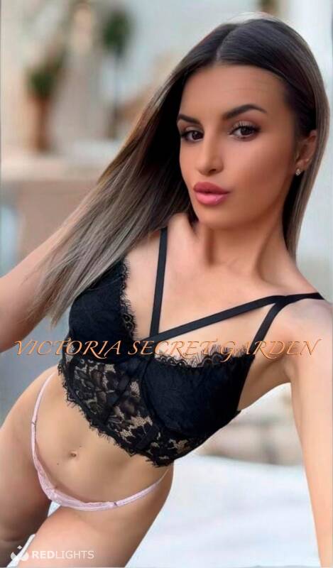 ALEXANDRA (Foto)