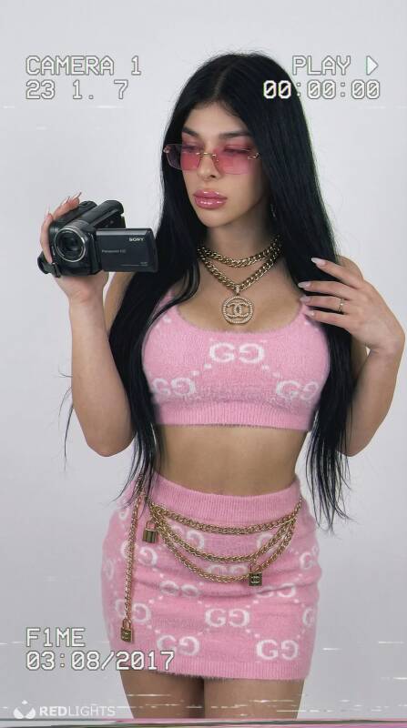 Emelyn Visconty (Foto)