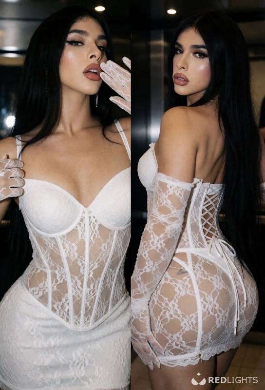 Emelyn Visconty (Foto)