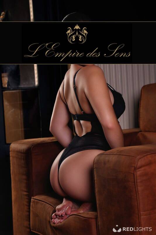 Hailey L\'empire des sens (Foto)