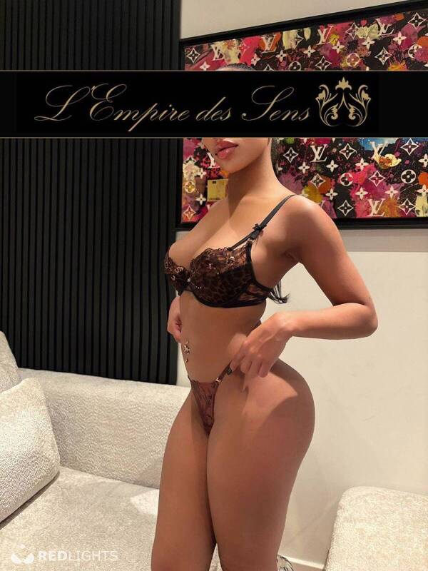 Lya L\'empire des sens (Foto)