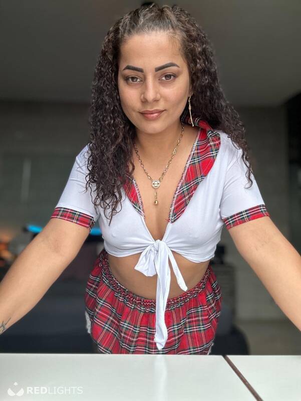 ANTONIA (Foto)