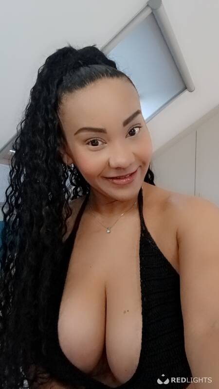 NINA BRASIL (Foto)