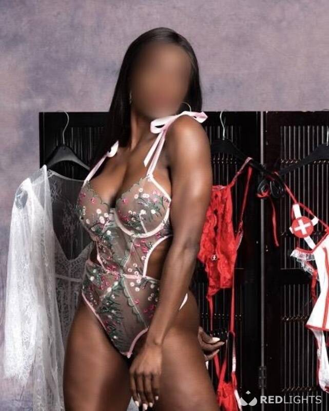 Jessy (Ebony) (Foto)