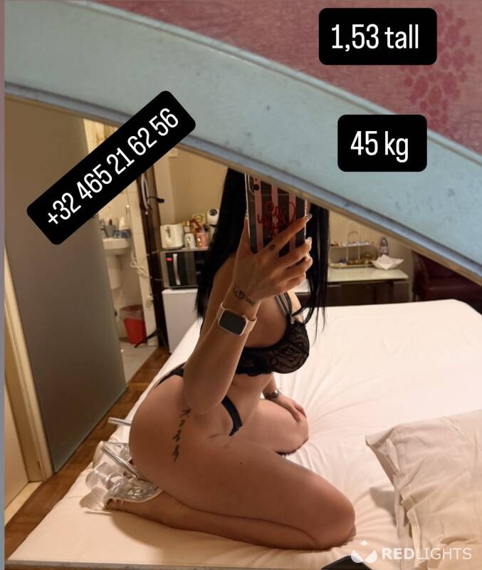 Ella Ella (Foto)