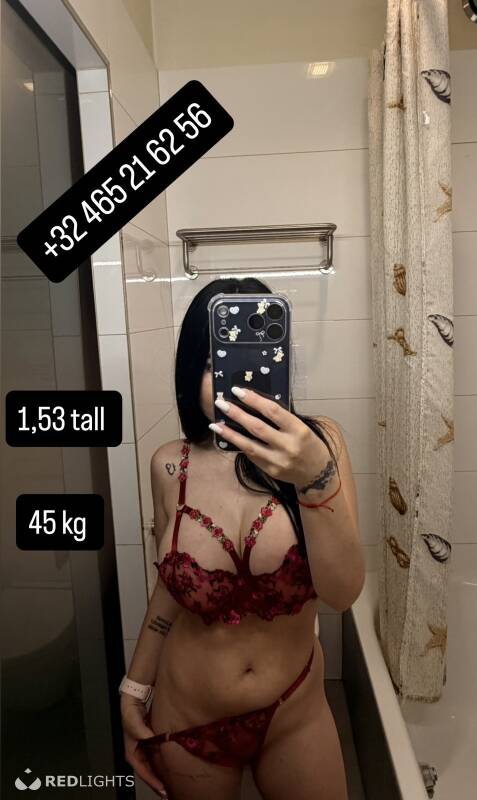Ella Ella (Foto)
