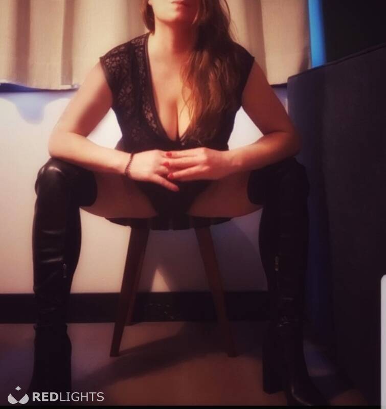 Meesteres Stevie (V) (Foto)